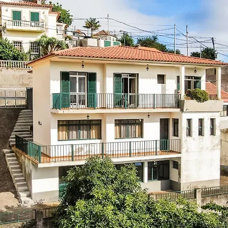 Lägenhet 02 By Galmi Funchal (Madeira)