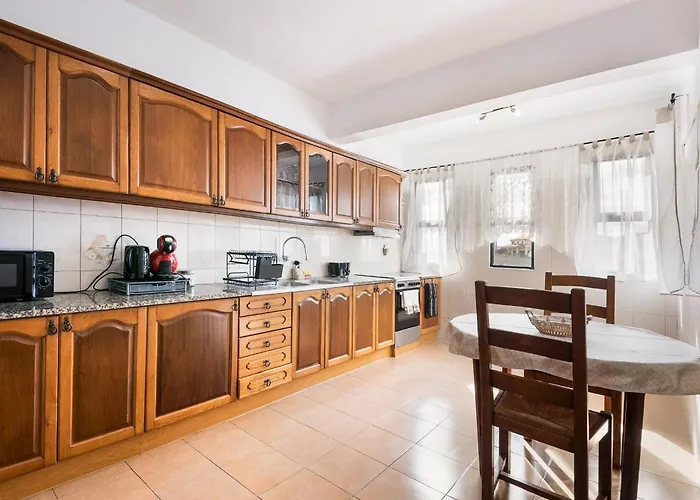 02 By Galmi Lägenhet *